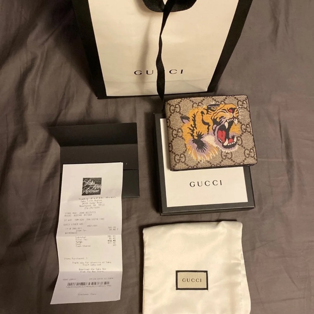 Gucci GG Tiger Supreme wallet